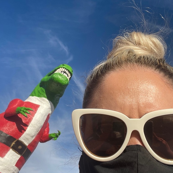 Meet your Posher, Meray - Picture 1 of 1